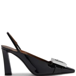 BRENDHA  BUCKLE